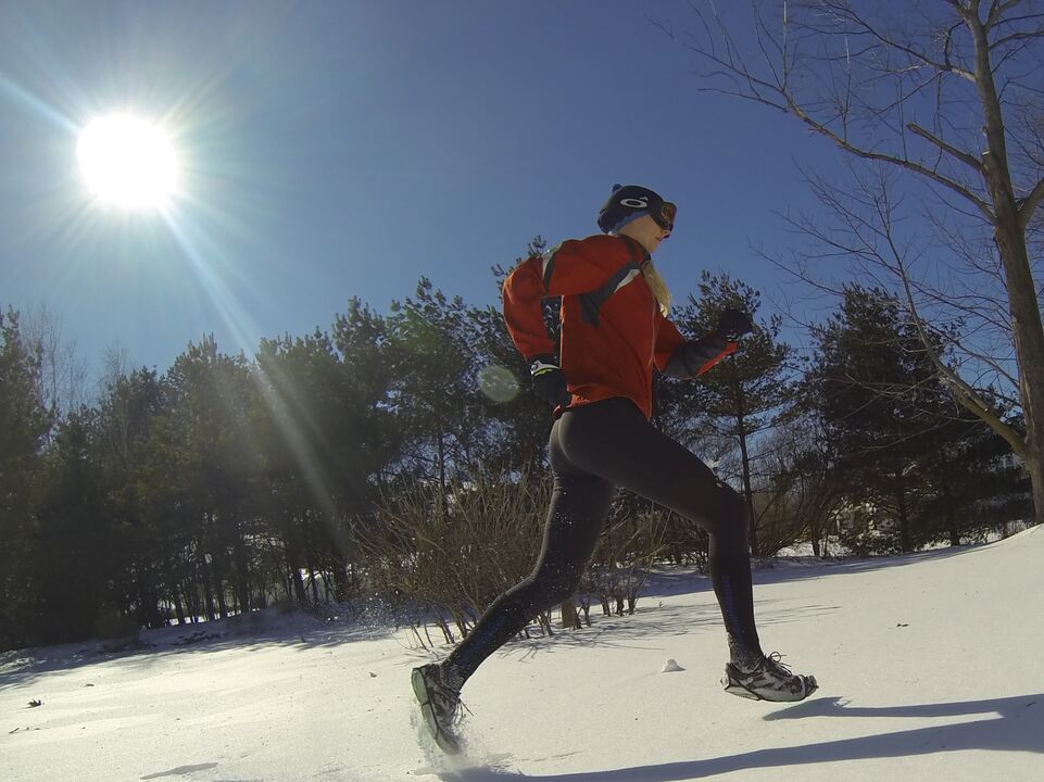 Training in the cold can provoke a cold, so you need to wear thermal underwear